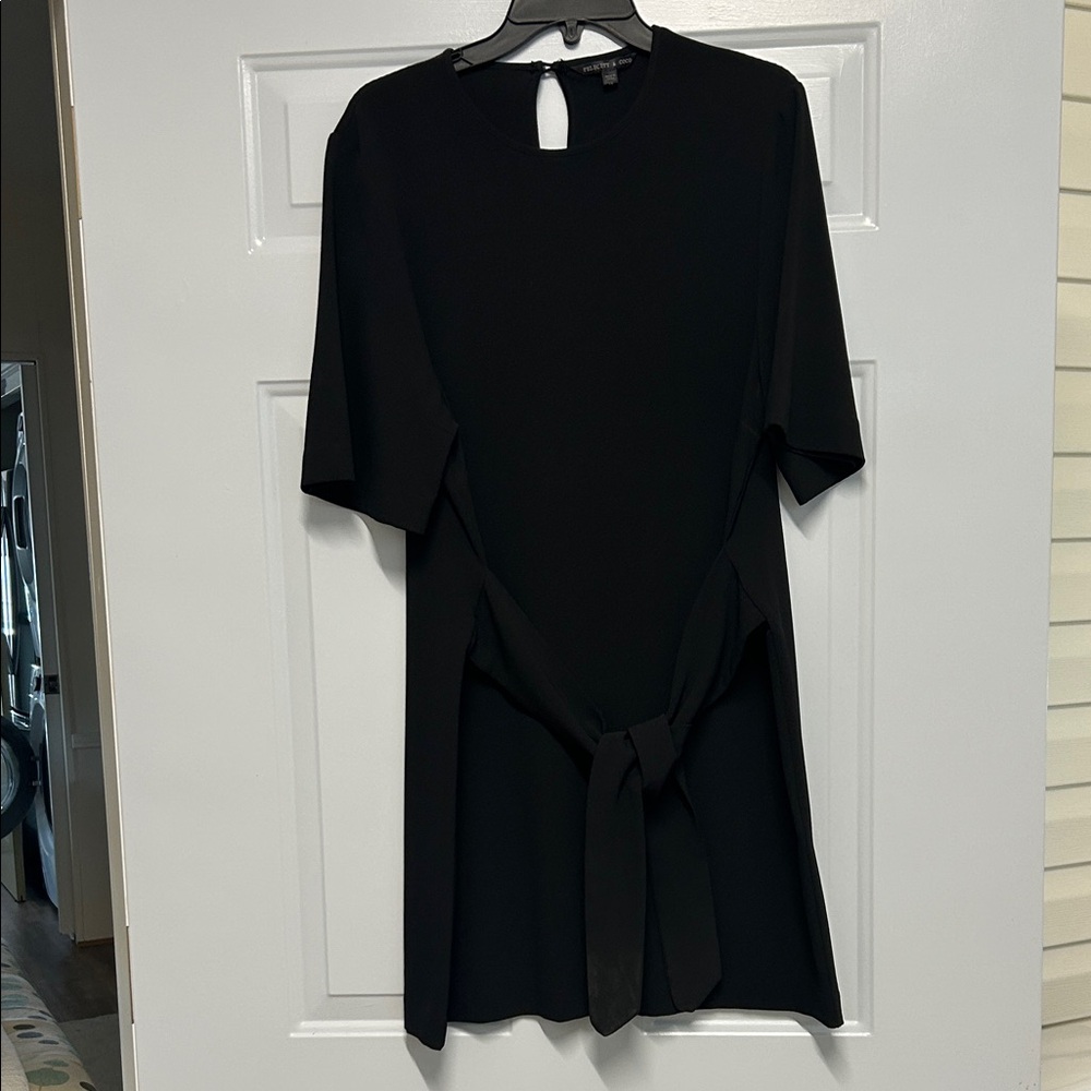 Black Tie-Waist Short Sleeve Dress